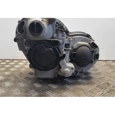 030116627122 фара передняя Mercedes-Benz C W203 2004