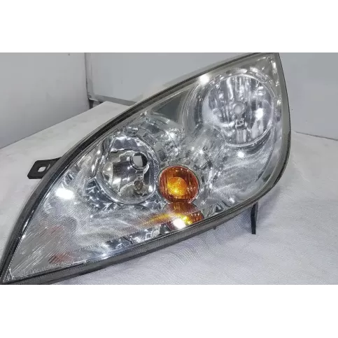 0301208601 фара передняя Mitsubishi Colt 2005