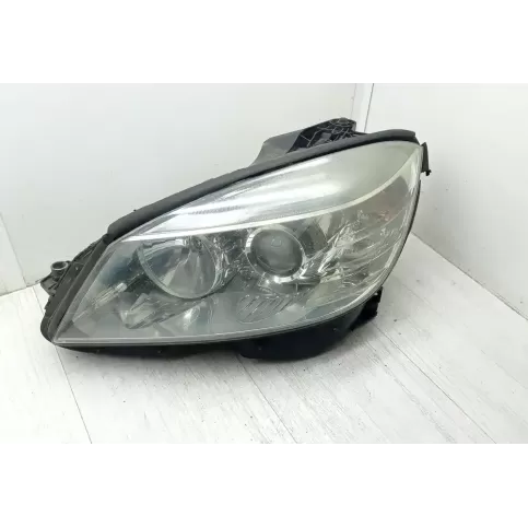 030123460300 фара передняя Mercedes-Benz C W204 2009