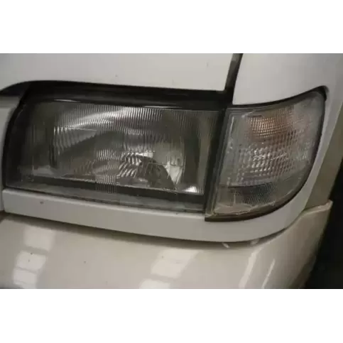 0K01L51040E фара передняя KIA Sportage 1997