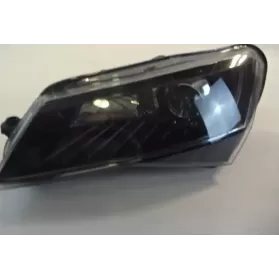101193925001123 фара передняя Skoda Superb B8 (3V) 2015