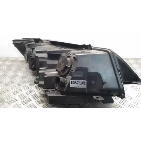 10R044663 фара передняя Land Rover Discovery Sport 2019