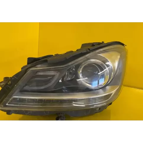14308 фара передняя Mercedes-Benz C W204 2007