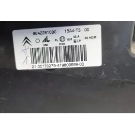 15A4T300 фара передняя Citroen C2 2003