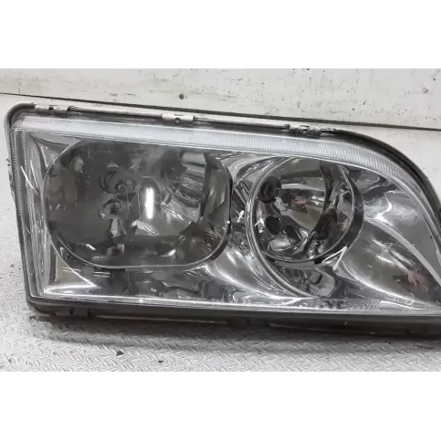 1AG00786134 фара передняя Volvo S40, V40 2000