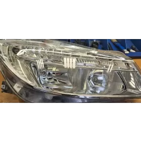 1EJ00963032 фара передняя Opel Insignia A 2009