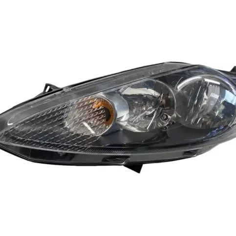 1EJ24704501 фара передняя Ford Fiesta 2011