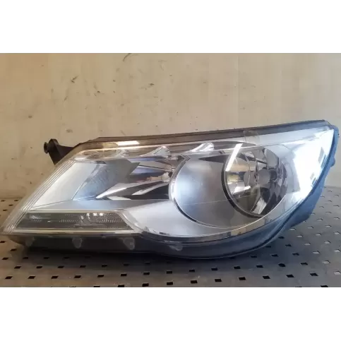 1LD247038 фара передняя Volkswagen Tiguan 2008