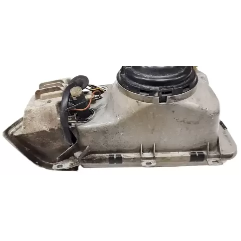 24543R7 фара передня Audi 100 200 5000 C2 1979