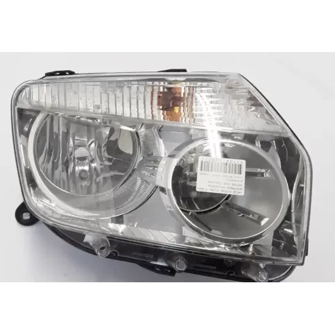 260100067R фара передняя Dacia Duster 2010