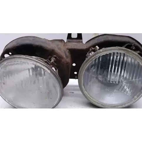 318110477 фара передня BMW 3 E30 1984
