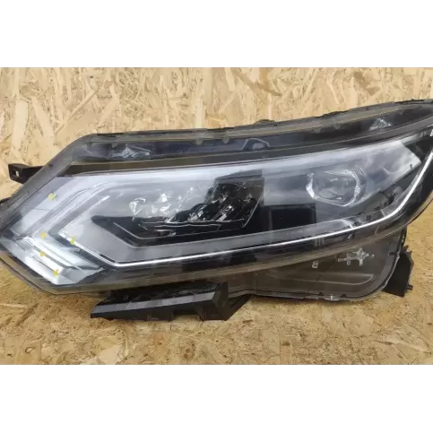 3453515 фара передняя Nissan Qashqai 2018