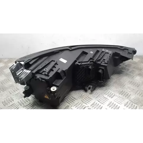 4G0907397P фара передня Audi A1 2015
