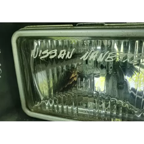 62413Y9600 фара передняя Nissan Vanette 1989