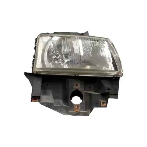67720380 фара передня Volkswagen Transporter - Caravelle T4 2001