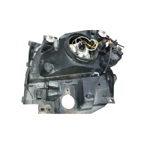 67720380 фара передня Volkswagen Transporter - Caravelle T4 2001