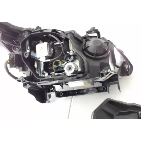 7177751 фара передняя BMW 5 E60 E61 2004