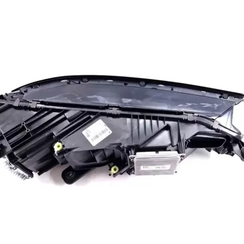 761941081D фара передняя Volkswagen Touareg III 2017