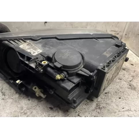 7L6941018 фара передняя Volkswagen Touareg I 2006