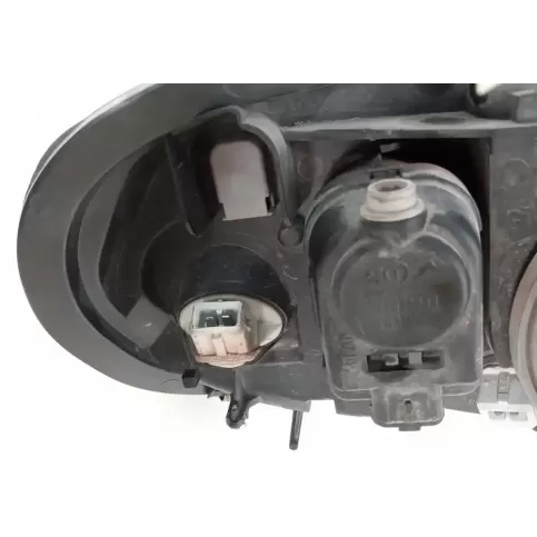 89004405 фара передняя Citroen Saxo 2000