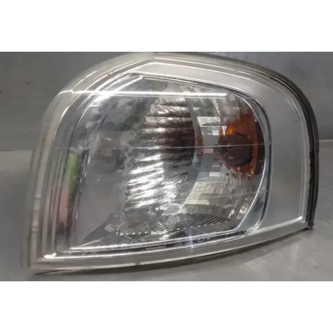 89033809 фара передняя Volvo S80 1999