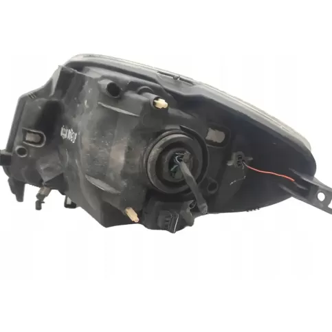 89900916 фара передняя Nissan Note (E11) 2010