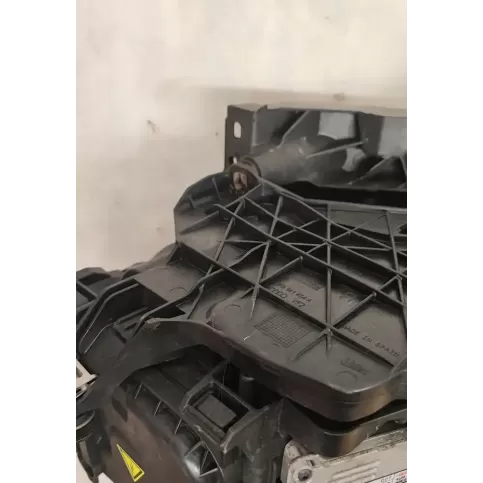 8R0941006D фара передня Audi Q5 SQ5 2015