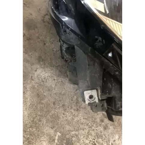 90064923 фара передняя Volkswagen PASSAT B8 2017