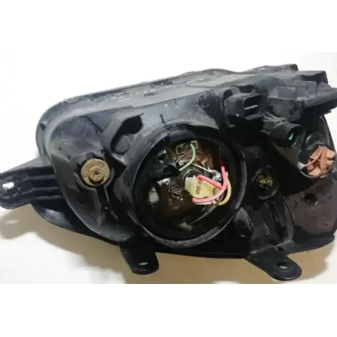 92101-262357NA фара передняя Hyundai Santa Fe 2004