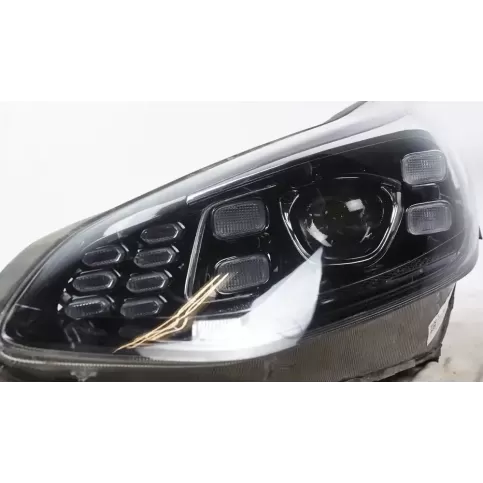 92101-F111 фара передня KIA Sportage 2017