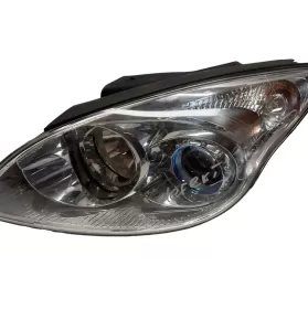 921012LXX фара передняя Hyundai i30 2011