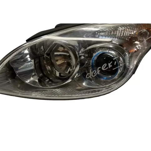 921012LXX фара передняя Hyundai i30 2011