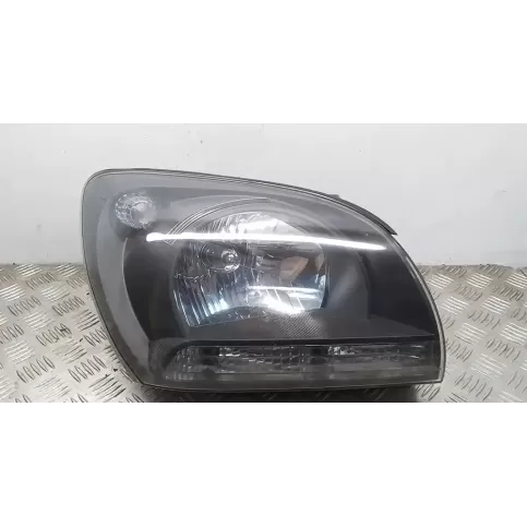 921020Z010 фара передняя KIA Sportage 2006