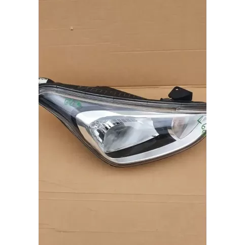 92102B9000 фара передняя Hyundai i10 2013