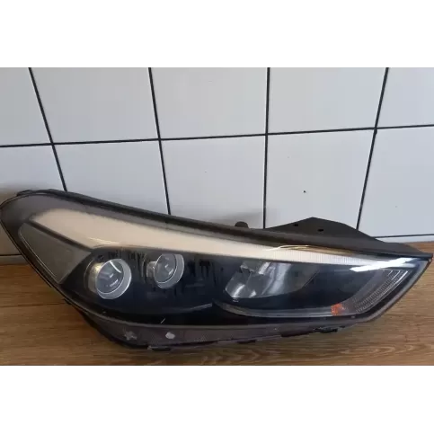 92102D7200 фара передняя Hyundai Tucson TL 2015