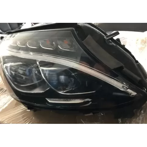A2059068002 фара задняя Mercedes-Benz C W205 2015
