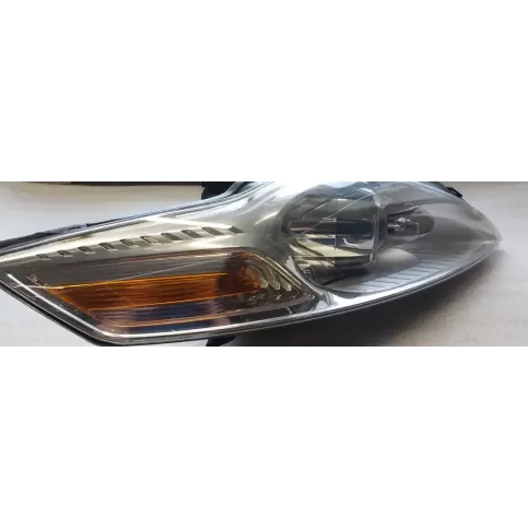 BS7113D152BC фара передняя Ford Mondeo MK IV 2013
