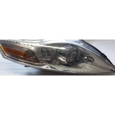BS7113D152BC фара передняя Ford Mondeo MK IV 2013