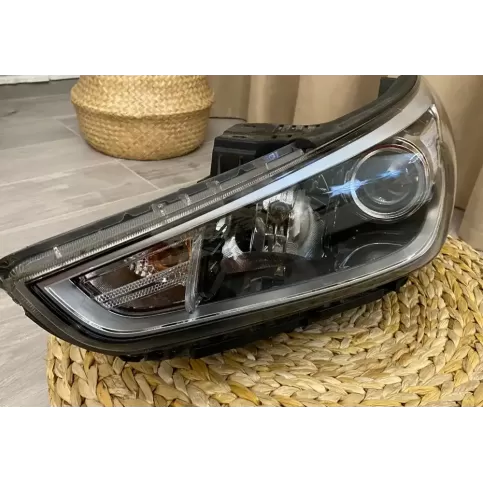 G492122010 фара передня Hyundai i30 2017