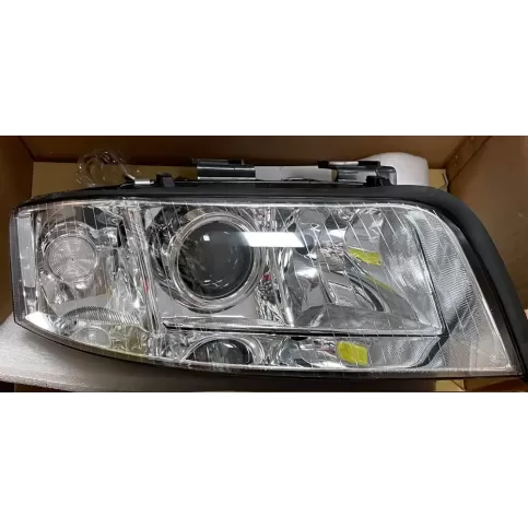 0004411194R фара передняя Audi A6 S6 C5 4B 2002