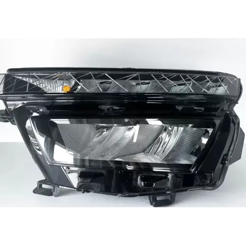0021383204 фара передняя Skoda Kamiq 2020