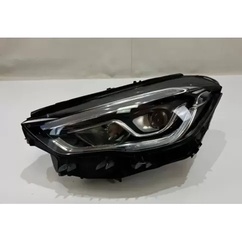 004ZGS004 фара передняя Mercedes-Benz GLA H247 2020
