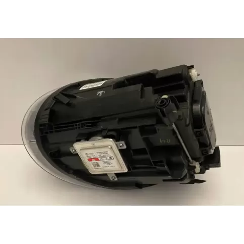 0107934200165322 фара передняя Volkswagen New Beetle 2011