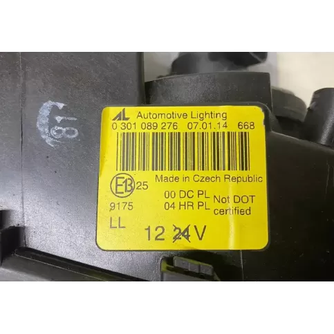 0301089276 фара передняя BMW 3 E46 2004
