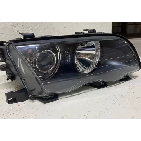 0301089276 фара передняя BMW 3 E46 2004