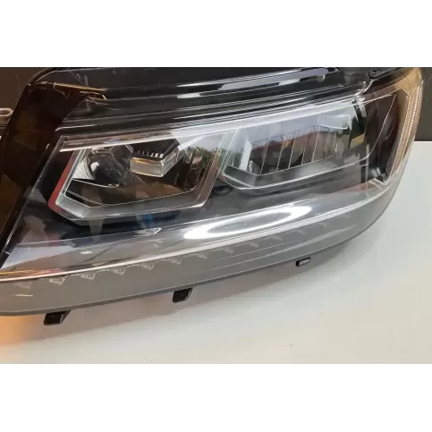 0301101231 фара передня Volkswagen Tiguan 2018