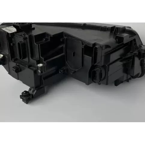 030110123100 фара передня Volkswagen Tiguan 2017