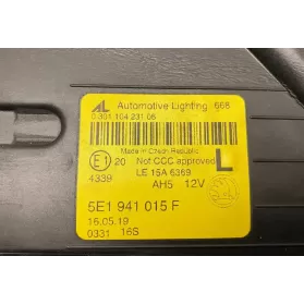 030110423106 фара передняя Skoda Octavia Mk3 (5E) 2019