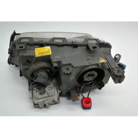0301157682 фара передняя BMW 3 E46 2005