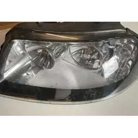 0301182611 фара передняя Seat Alhambra (Mk1) 2003